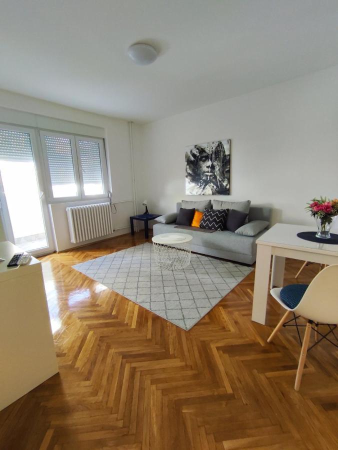 Apartment Danica Belgrad Exteriör bild